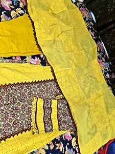Chikankari Suit 💛