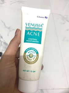Venusia Acne Control Moisturizer