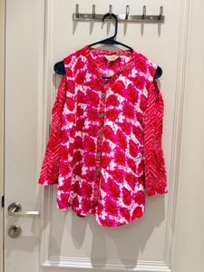Vibrant Pink &amp; White Cold Shoulder Kurta