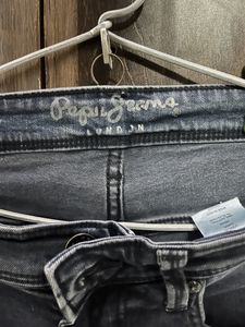 A Jeans By Pepe Jean London Skin Fit