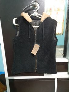 New With TAG JACKET FOR 6-10 Year Old Girl