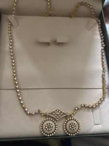 Exquisite Diamond Necklace Set
