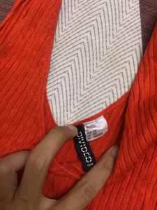 Ribbed V-Neck Tank Top