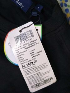 🇺🇸allen Solly black sweatshirt