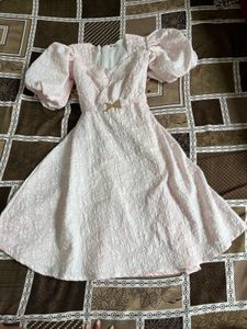Chic Pink Puff Sleeve Dress