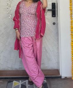 Beautiful Pink Kurta Set