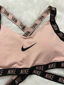 Nike padded M size Sportsbra