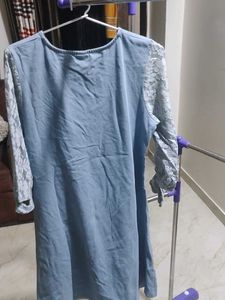 Chic Blue Lace Sleeve Dress