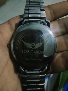 Men's Analog Watch. Like New. Good Condition.