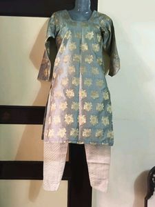 Vintage Floral Brocade Top