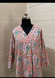 Made in Pakistan khaadi Chic Floral V-Neck Tunic