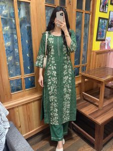 Elegant Green Floral Kurta Set