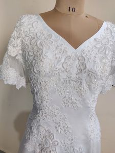 Elegant White Lace Wedding Dress