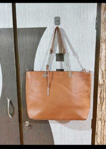 Stylish Tan Leather Tote Bag