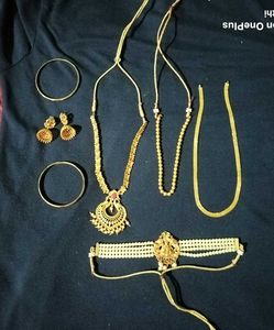Exquisite Gold-Plated Jewellery Set