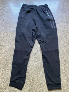 Authentic Nike Tech Fleece Joggers  Black