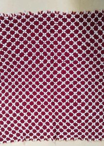 Maroon White Woolen Table Mat 32×32 Inch.