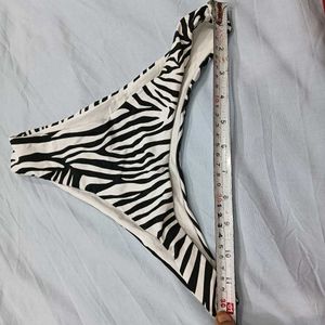 Zebra Print High-😍Waisted Bikini Bottoms