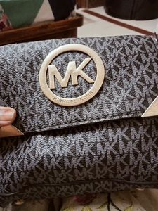 Sling Bag