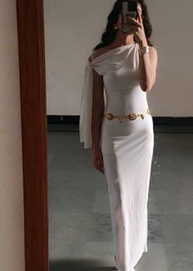 NEWME (PRICE DROP!!) Off-white solid dress