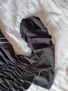 Chic Black Square Neck Top