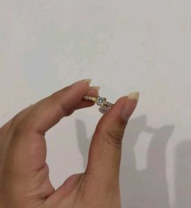 Sparkling Solitaire Ring