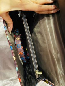 Handbag &amp; Sling bag