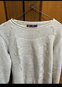 Elegant Knit Sweater with Pearl Detail