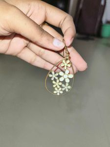 Cute Floral Drop Earrings