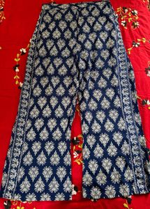 Navy Blue Printed Crop Top