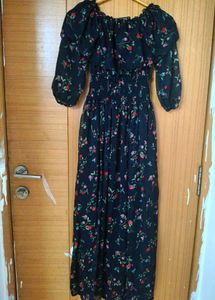 Chic Off-Shoulder Floral Maxi Dress