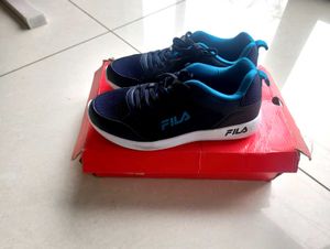 BRAND-Fila Amadeo Shoes With Box