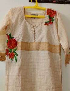 Beige Embroidered Kurta ✨