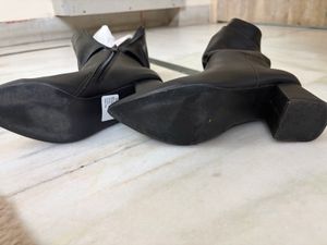 Stylish Black Heeled Boots