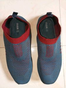 Stylish Blue Slip-On Sneakers