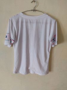 White Tshirt