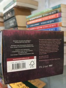 Divergent Set Trilogy Veronica Ross