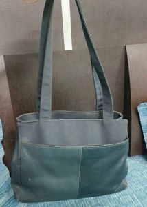 Stylish genuine Leather Handbag
