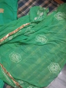 Elegant Green Embroidered Kurta