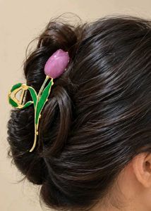 Elegant Tulip Claw Clip