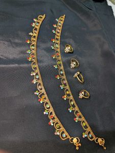 Gold Anklets with Toe-Rings