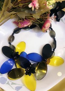 Brand New Colorful Flower Statement Necklace