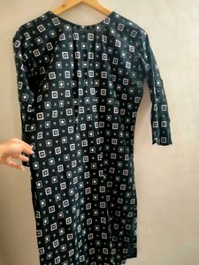 Black Abstract Straight Kurta (Women)
