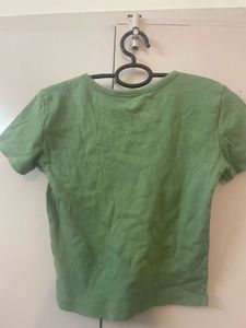 Solid Green Basic T-Shirt