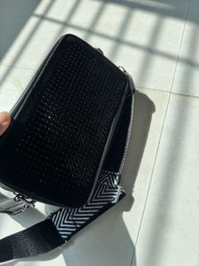 Chic Black Crossbody Bag