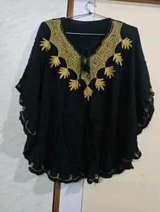 Black Embroidered Kaftan Top 🖤