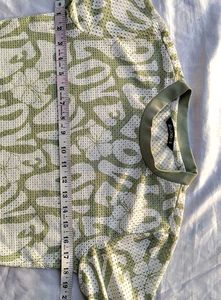 brand new (zudio)Cute Love Print Cropped Top