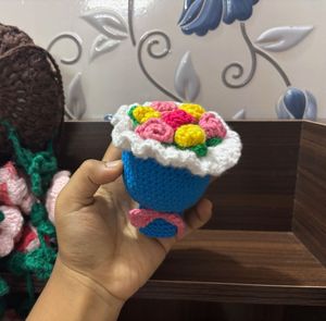 Crocheted Flower Bouquet keychain