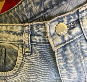 Light Wash Wide Leg Jeans