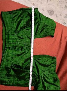 Gently Used - Vibrant Green SilkBlouse - In Good